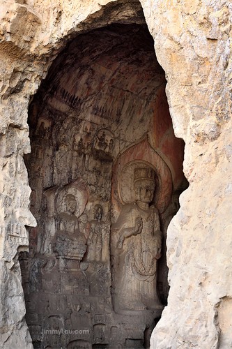 龍門石窟(Longmen Grottoes)