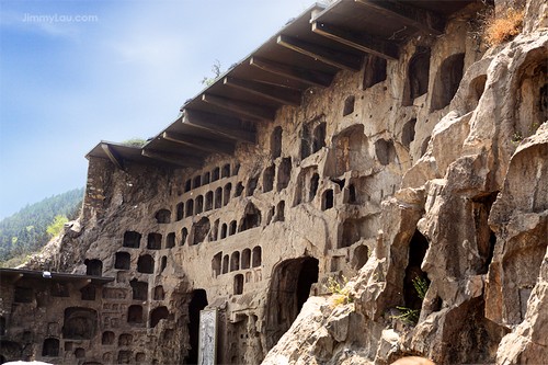 龍門石窟(Longmen Grottoes)