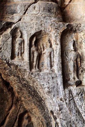 龍門石窟(Longmen Grottoes)