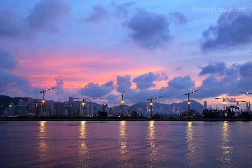 觀塘海濱花園 (Kwun Tong Promenade)