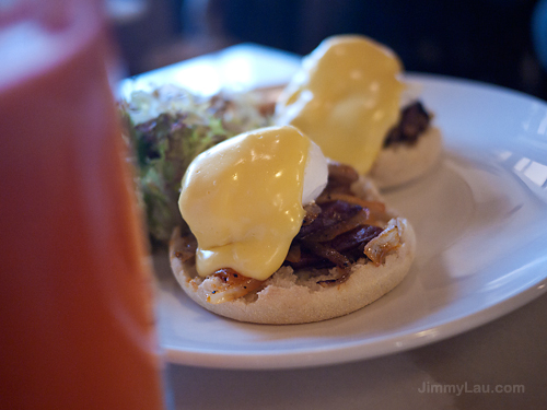 Eggs Benedict