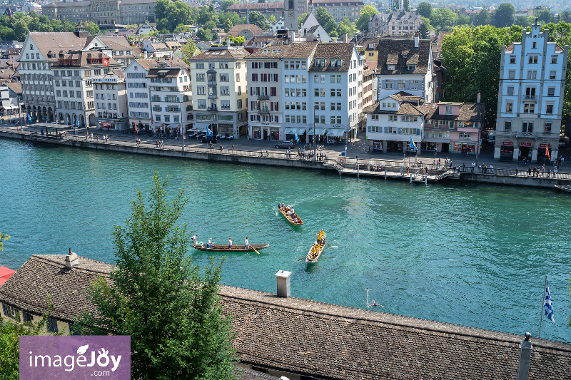 林登霍夫山(Lindenhof Hill)