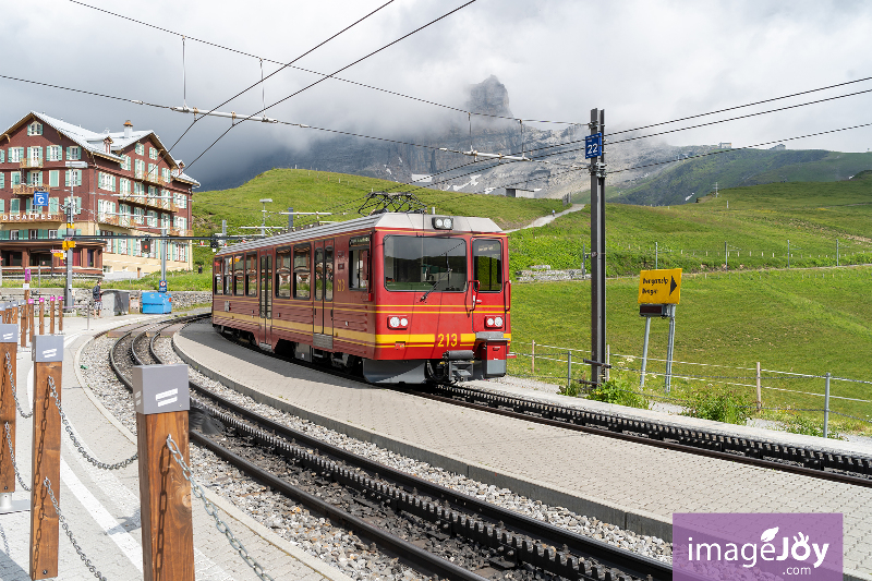 少女峰艾格健行(Eiger Walk)